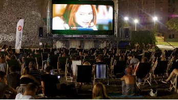 Kino plenerowe na Wyspie Słodowej