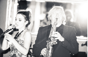 Jazzowy piątek z muzyka na żywo