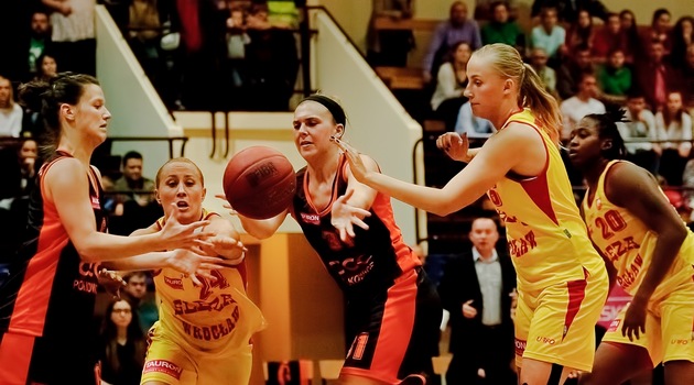 Mecz ekstraklasy koszykarek - Ślęza Wrocław - Wisła Can-Pack Kraków