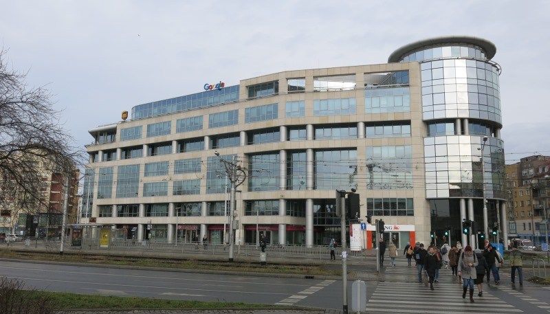 Biurowiec u zbiegu ul. Drobnera i Bema to siedziba Google we Wrocławiu