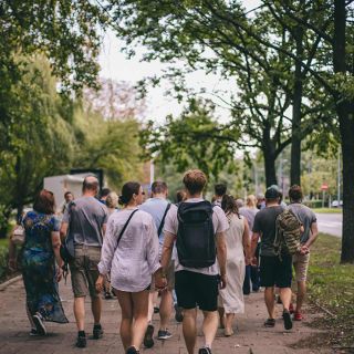 Zdjęcie wydarzenia Spacer w ramach Szkoły Sąsiedzkich Spacerów – Fokus na Fabryczną