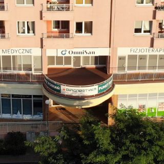 OmniSan Centrum Medyczne widok z drona, budynek