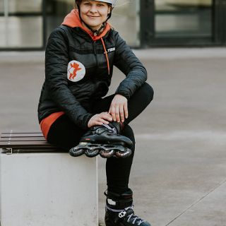 Zdjęcie wydarzenia Charytatywne warsztaty z jazdy na rolkach z Fundacją WyrolujMY