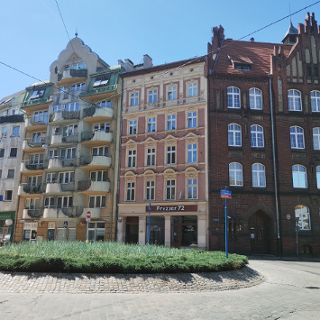 Zdjęcie wydarzenia Wzdłuż ulicy Jedności Narodowej [spacer z przewodnikiem]