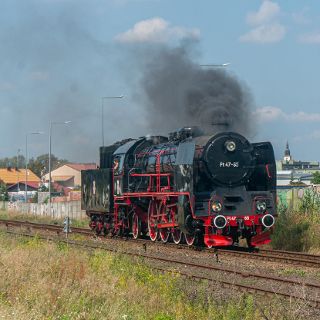 Zdjęcie wydarzenia Majówka z Klubem Sympatyków Kolei: Hefajstosem do Wolsztyna i pociągiem w Góry Sowie