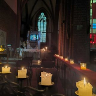 Zdjęcie wydarzenia Kameralne koncerty z muzyką klasyczną w blasku świec