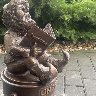 Dinudisek