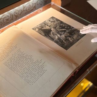 Zdjęcie wydarzenia Od rękopisu do druku – „Pan Tadeusz” w różnych wydaniach i przekładach [wystawa]