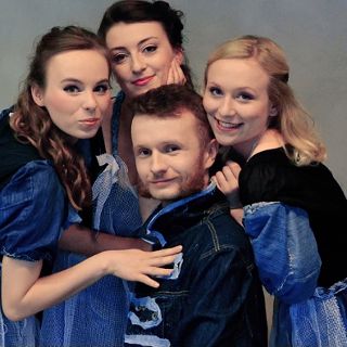 Zdjęcie wydarzenia „Damy i Huzary” Alesandra Fredry [spektakl]