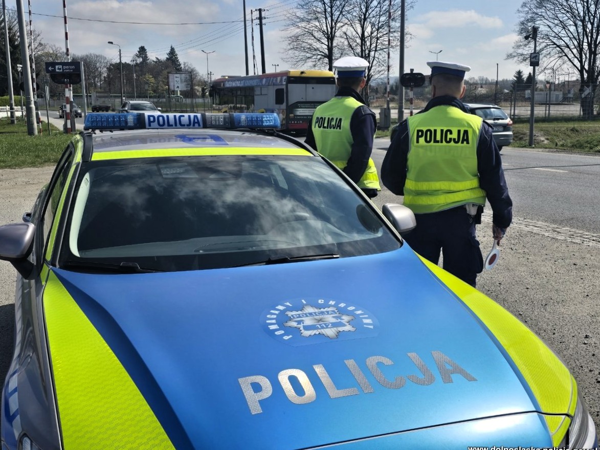 Zdjęcie z trwającej policyjnej akcji "Bezpieczna 35"