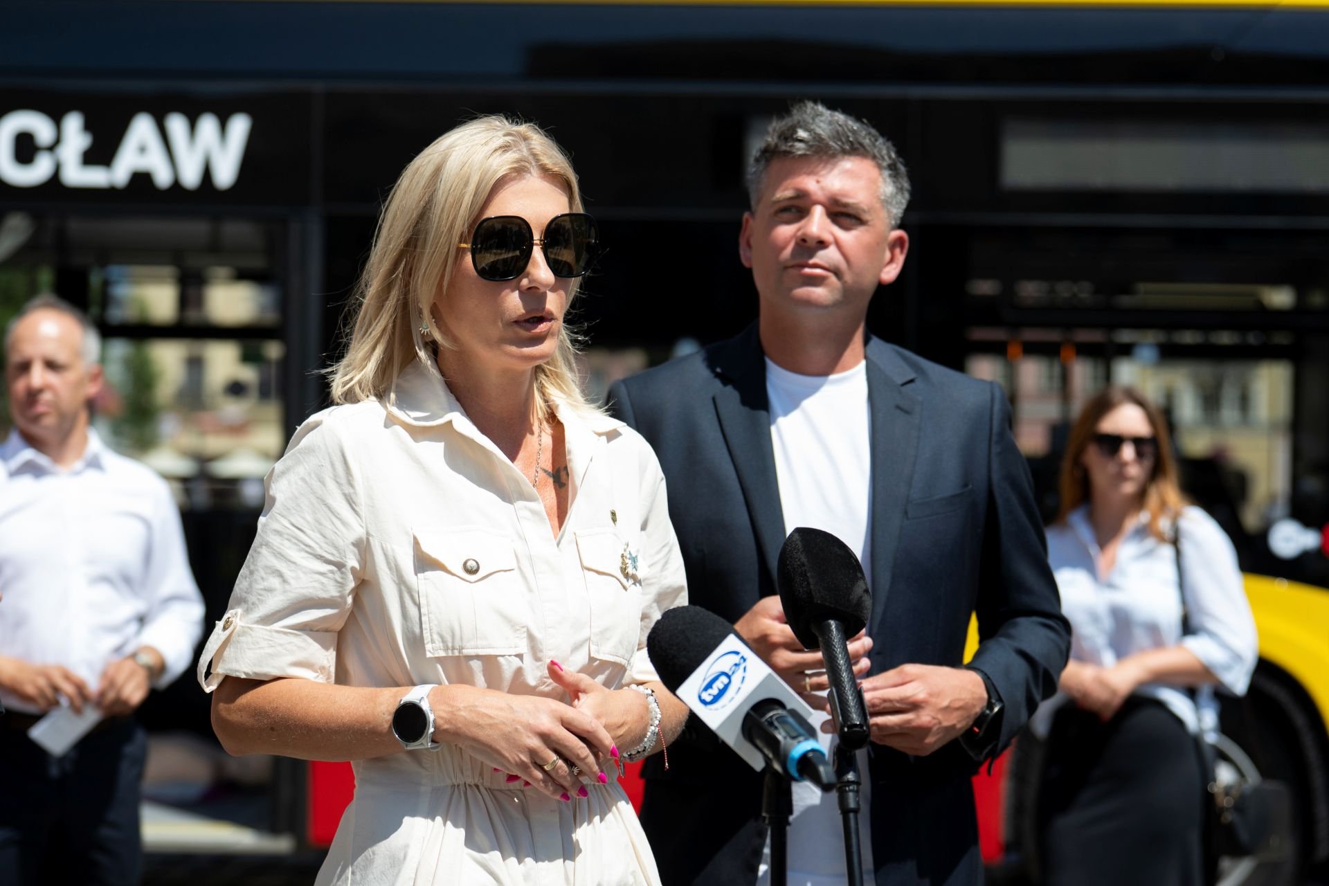 Członek zarządu MPK Renata Granowska i wiceprezes MPK Przemysław Nowicki