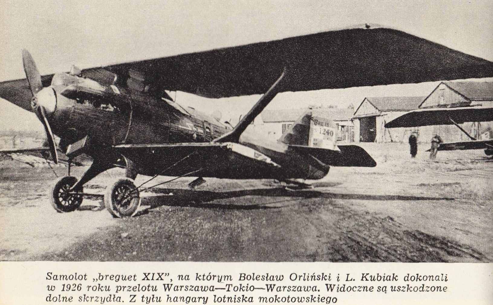 Uszkodzony Breguet 19 A2 na którym Bolesław Orliński i Leon Kubiak przelecieli z Warszawy do Tokio i z powrotem w 1926