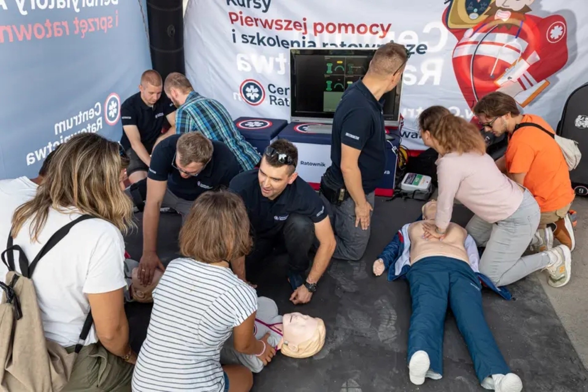 I Festiwal Pierwszej Pomocy.
