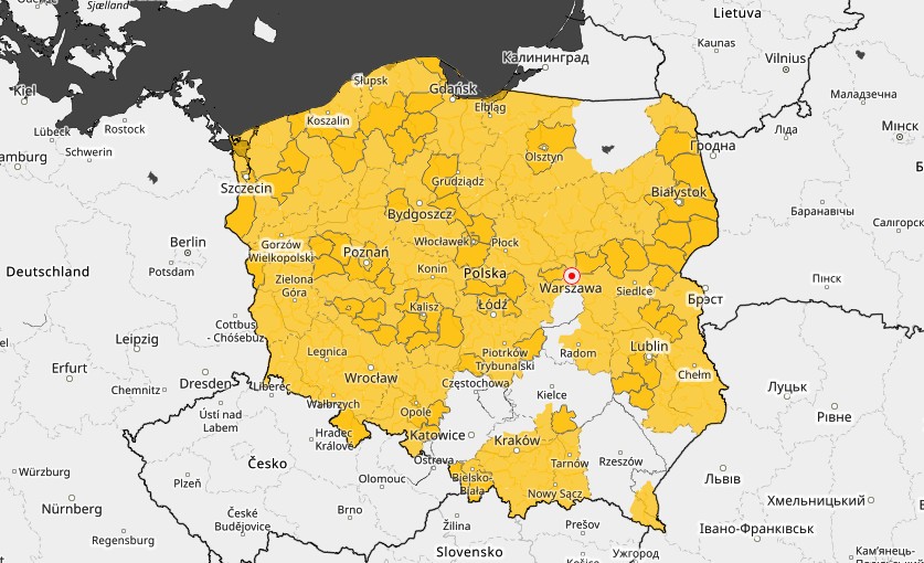 Na żółto zaznaczone regiony dla których jest ostrzeżenie meteorologiczne 1. stopnia. Opada marznące