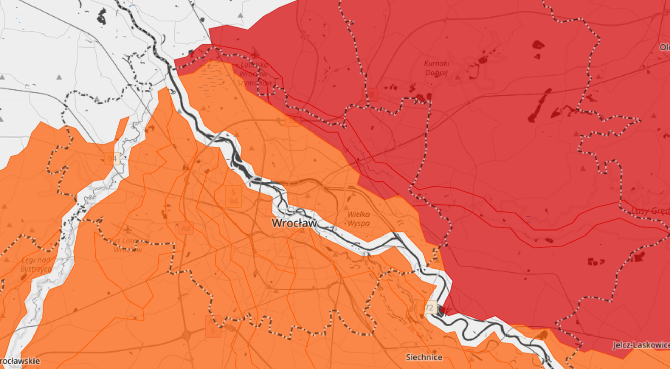 Powiększ obraz: Kolorem czerwonym oznaczony jest obszar 3. stopnia zagrożenia hydrologicznego, a kolorem pomarańczowym - 2. stopnia.
