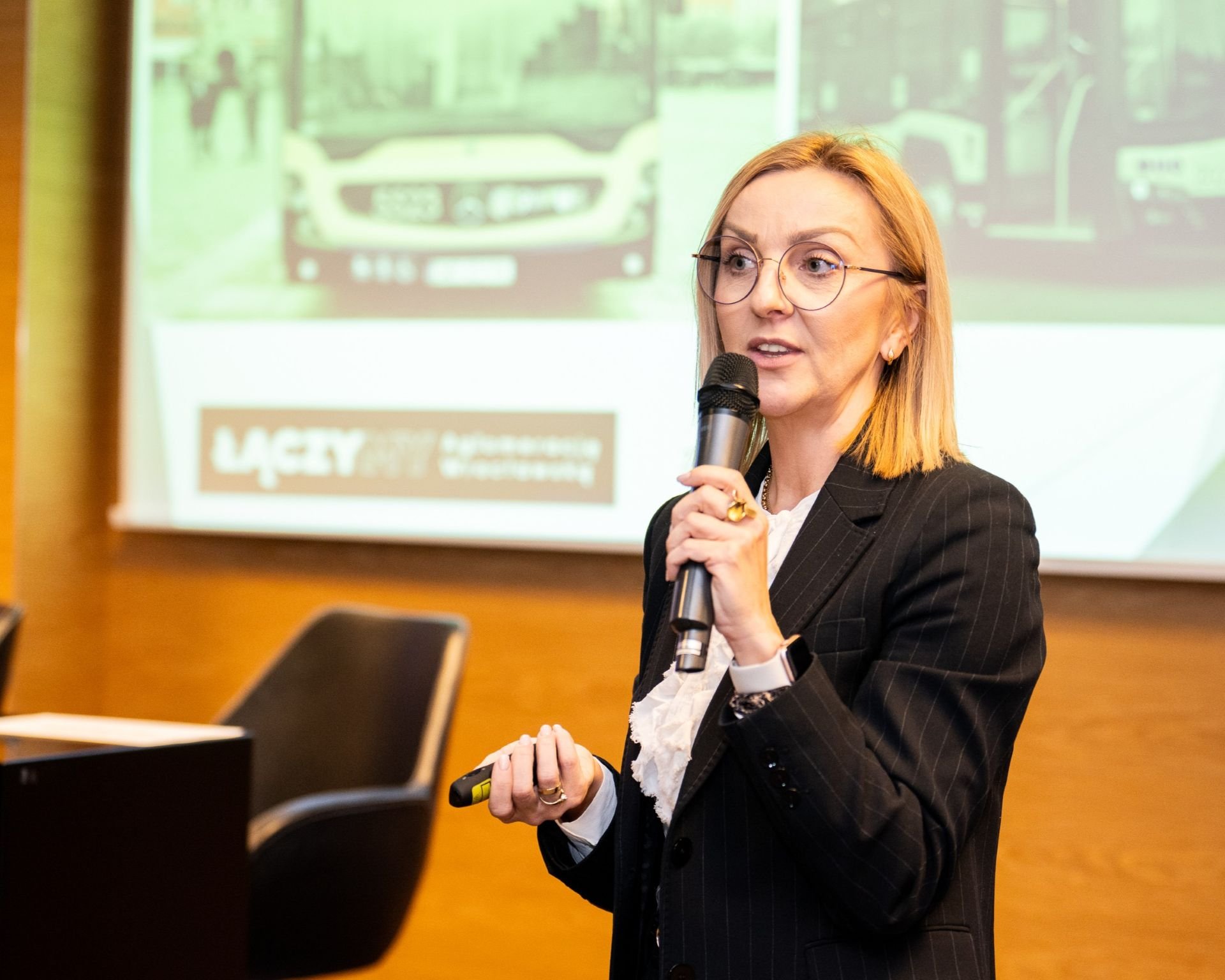 Powiększ obraz: Paulina Tyniec-Piszcz, zastępca dyrektora Departamentu Infrastruktury i Transportu