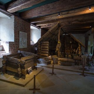 Städtischer Arsenal: Museum der Militaria und Archäologisches Museum