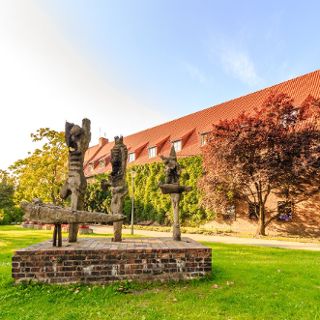 Brennendes Denkmal von Hasior