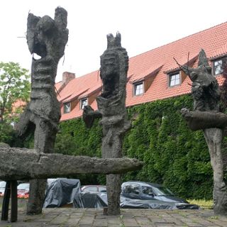 Brennendes Denkmal von Hasior