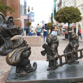 Zdjęcie wydarzenia „Tajemnice, legendy i czarownice“ – niecodzienna wycieczka po Wrocławiu z wejściem na Mostek Pokutnic