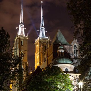 Die Erzkathedrale Hl. Johannes der Täufer