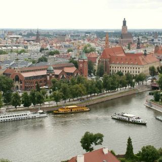 Zdjęcie wydarzenia „Parostatkiem w piękny rejs“ – spacer po Wrocławiu z rejsem po Odrze. Zwiedzanie z licencjonowanym przewodnikiem 2 h