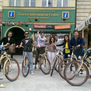 BIKE TOURS & RENTAL – Besichtigung Wrocławs mit Fahrrad