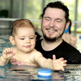 Zdjęcie wydarzenia Nauka pływania dla niemowląt i małych dzieci w Swim&Fun