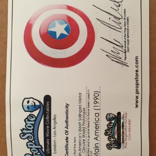 Zdjęcie wydarzenia First original shield of Captain America in MovieGate