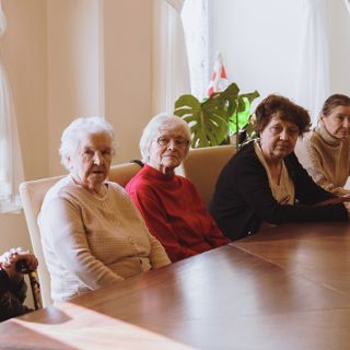 Zdjęcie wydarzenia Nie daj się bólowi stawów – wykład [Wrocławskie Dni Seniora 2025]