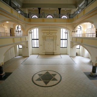 Synagoga pod Białym Bocianem