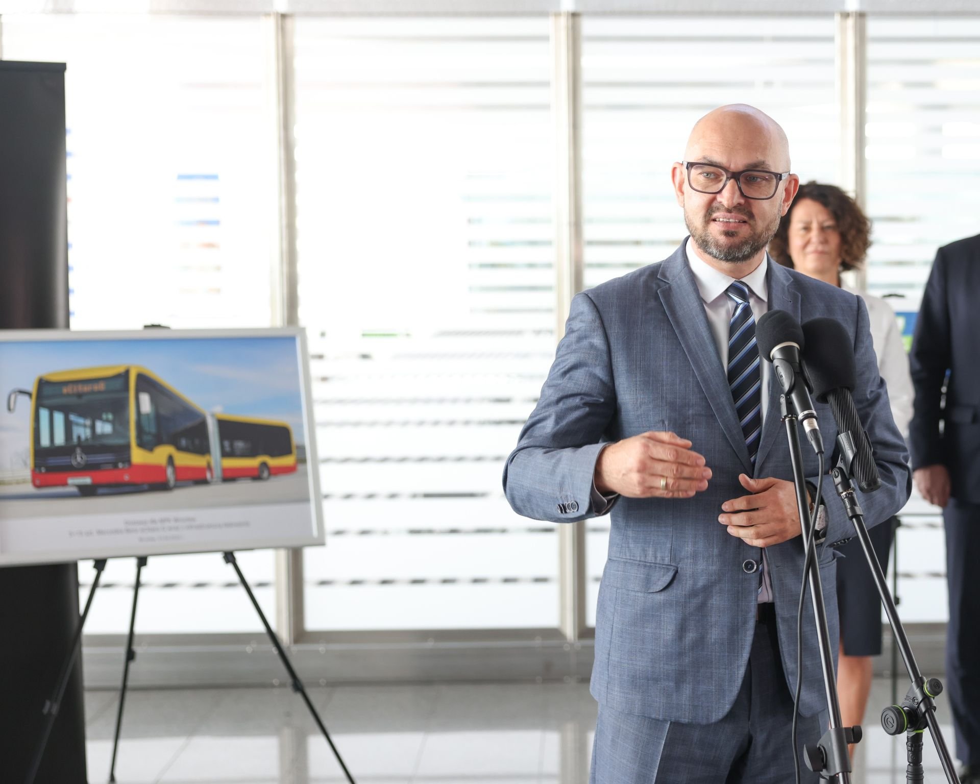 Powiększ obraz: Witold Woźny, prezes MPK Wrocław