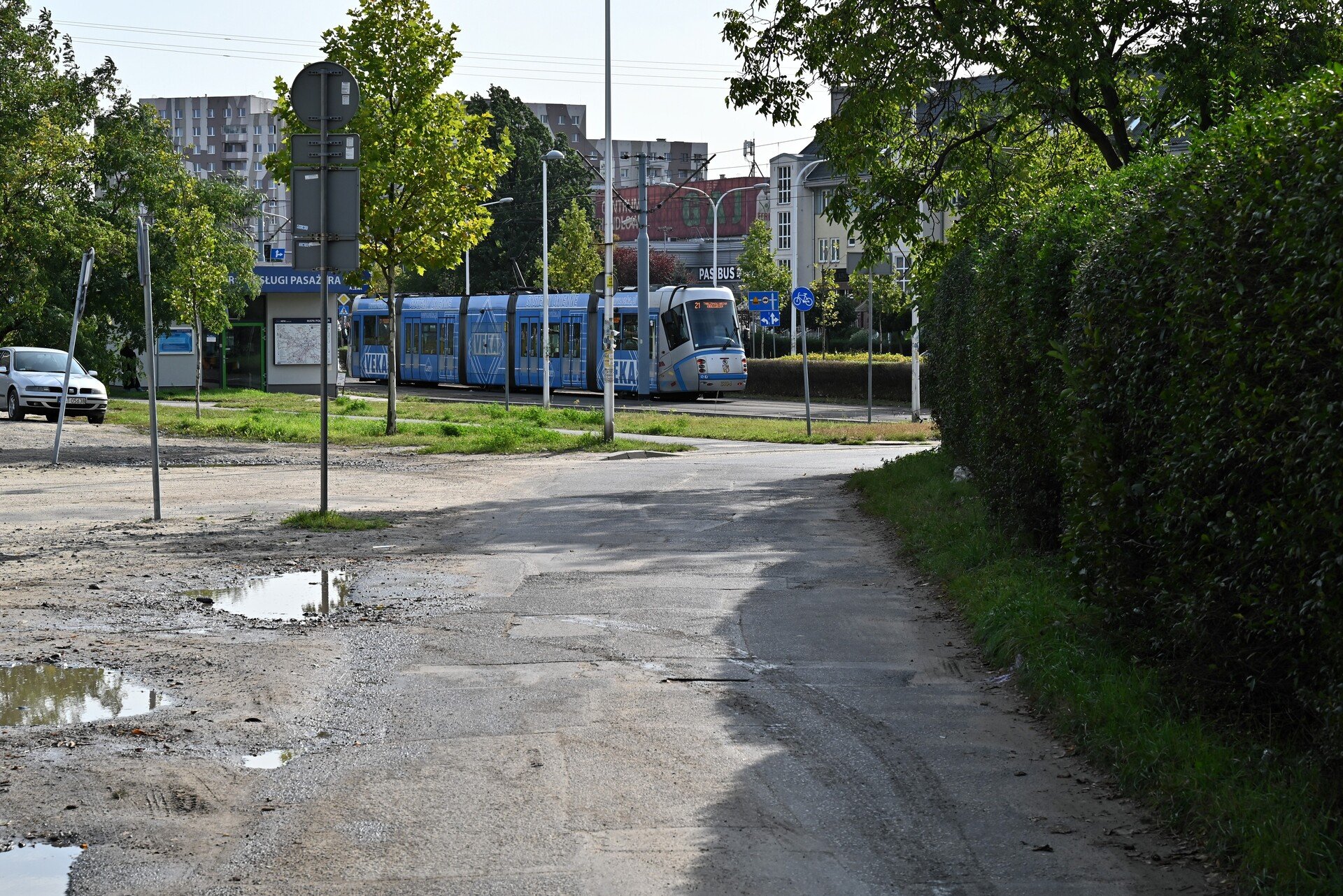 Tramwaje, kt&oacute;re widać na krańc&oacute;wce przy ul. Świeradowskiej, będą skręcać w ulicę działkową i dojeżdżać do Borowskiej.