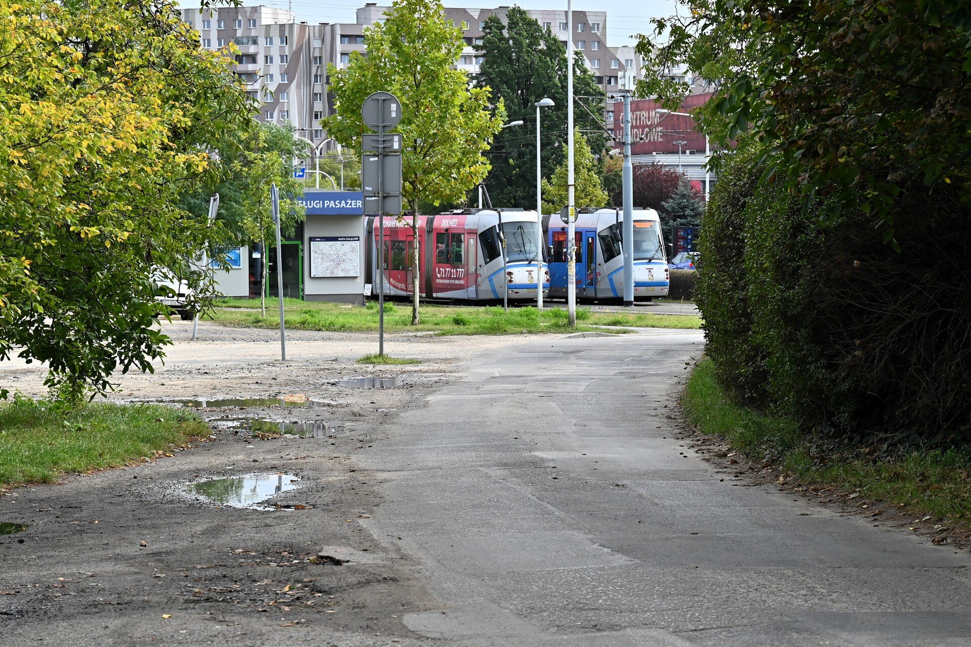 Tramwaje, kt&oacute;re widać na krańc&oacute;wce przy ul. Świeradowskiej, będą skręcać w ulicę działkową i dojeżdżać do Borowskiej.