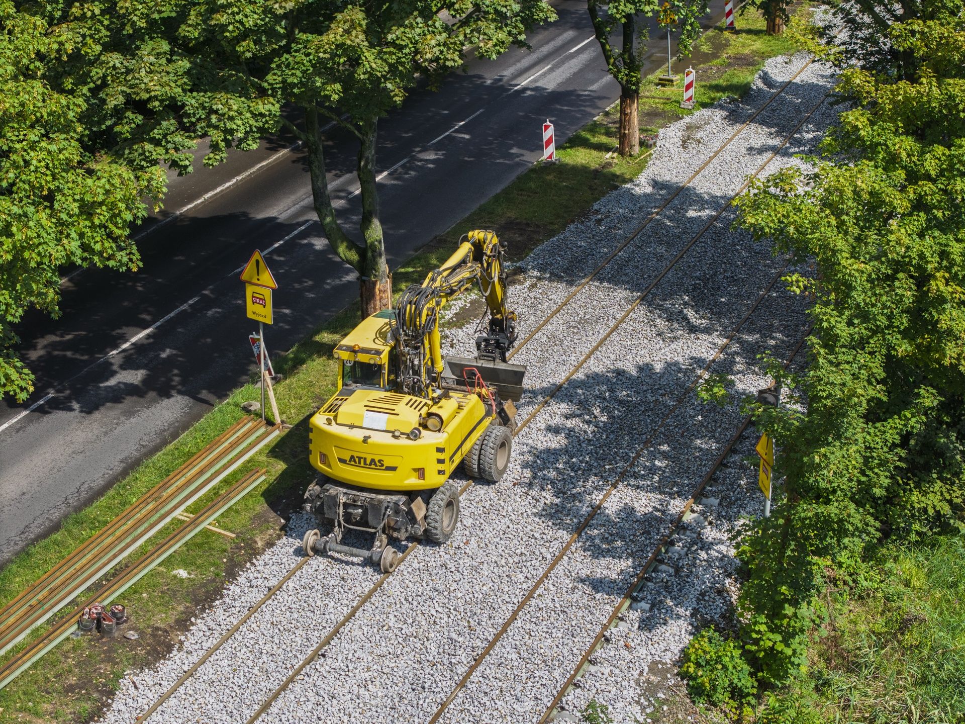 Powiększ obraz: Remont torowiska na ulicy Kosmonautów - zdjęcie z początku sierpnia 2025 roku