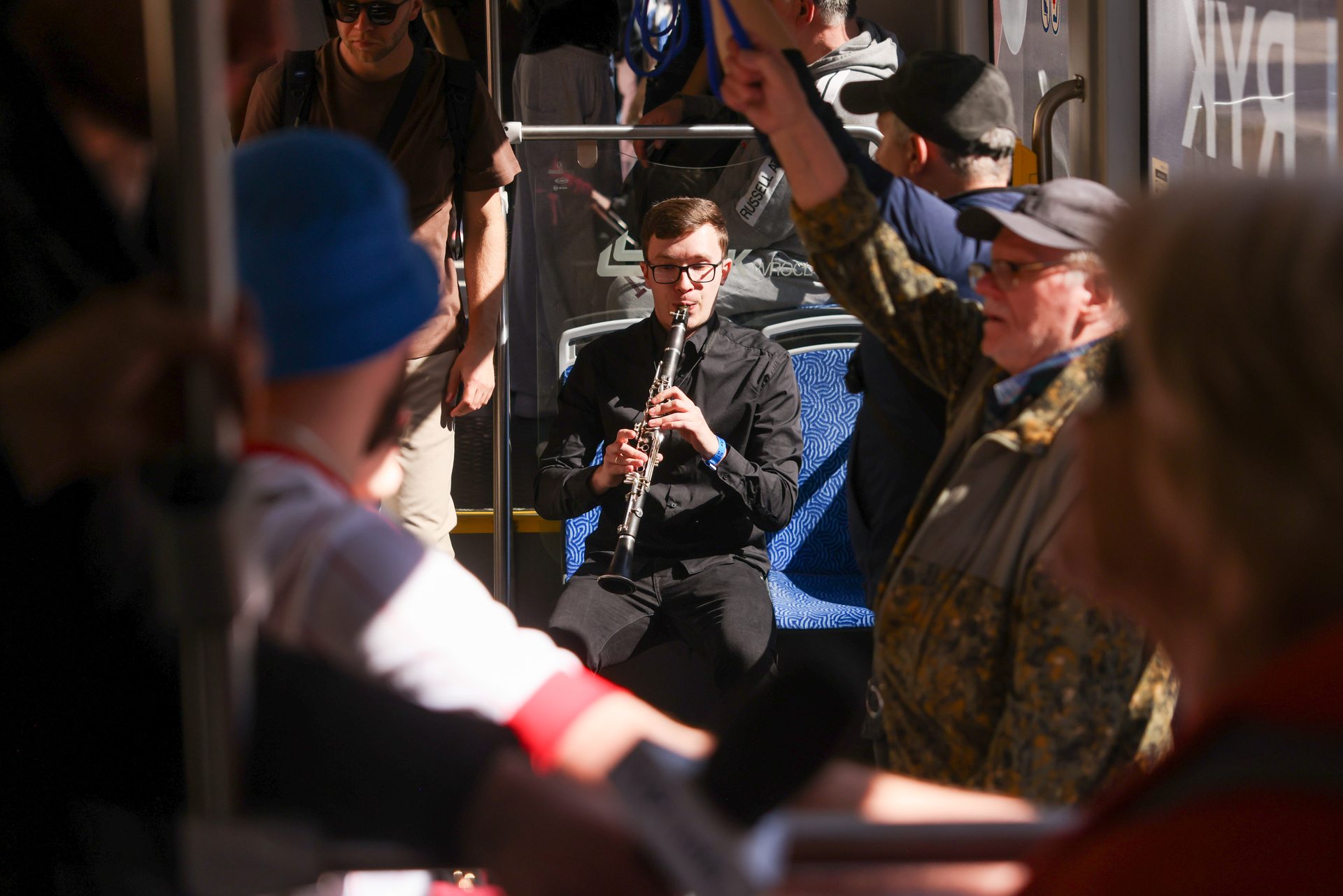 W muzycznym "fryderykowym" tramwaju koncertował klarnecista Paweł Karaś
