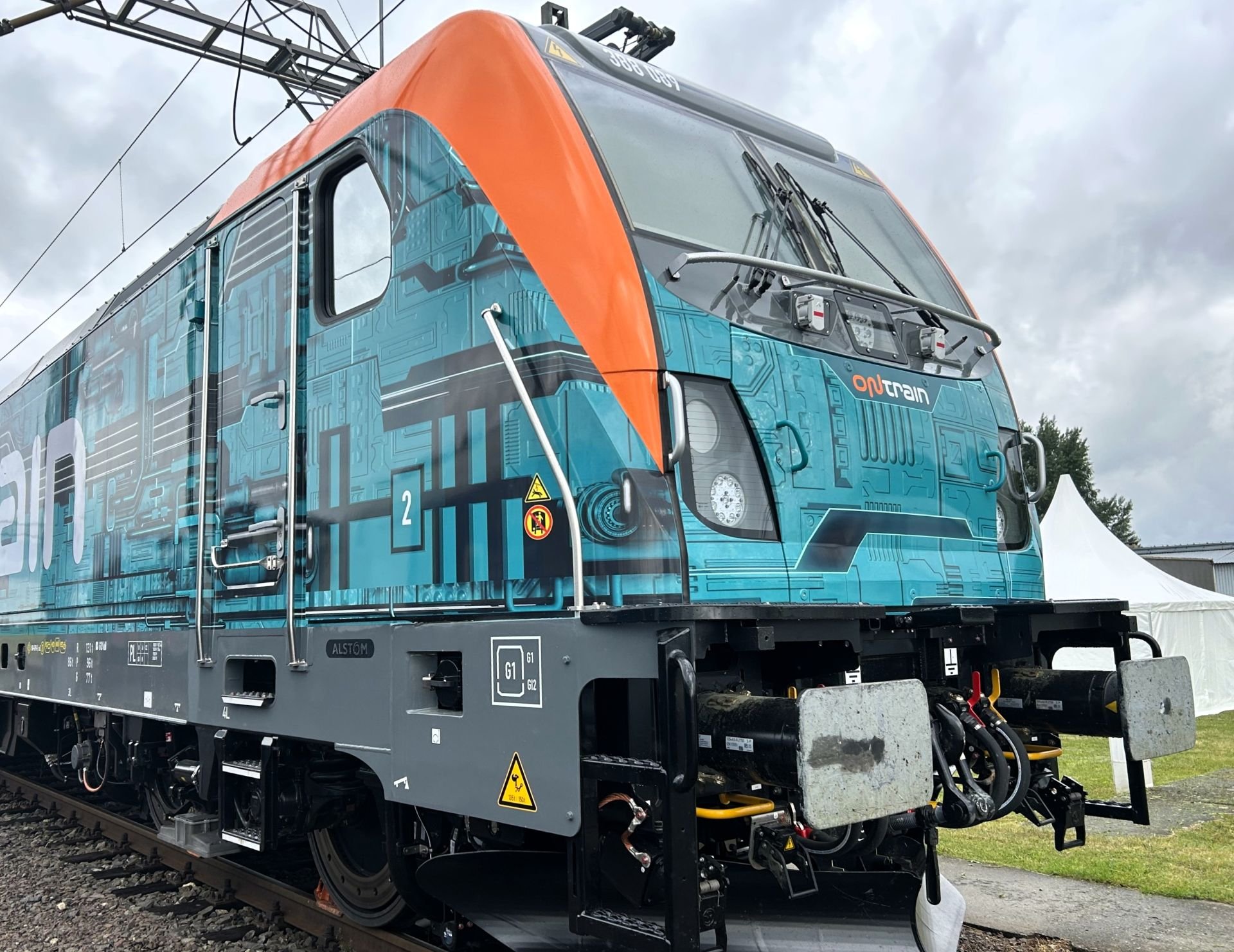 Lokomotywa Traxx Universal wyprodukowana dla OnTrain