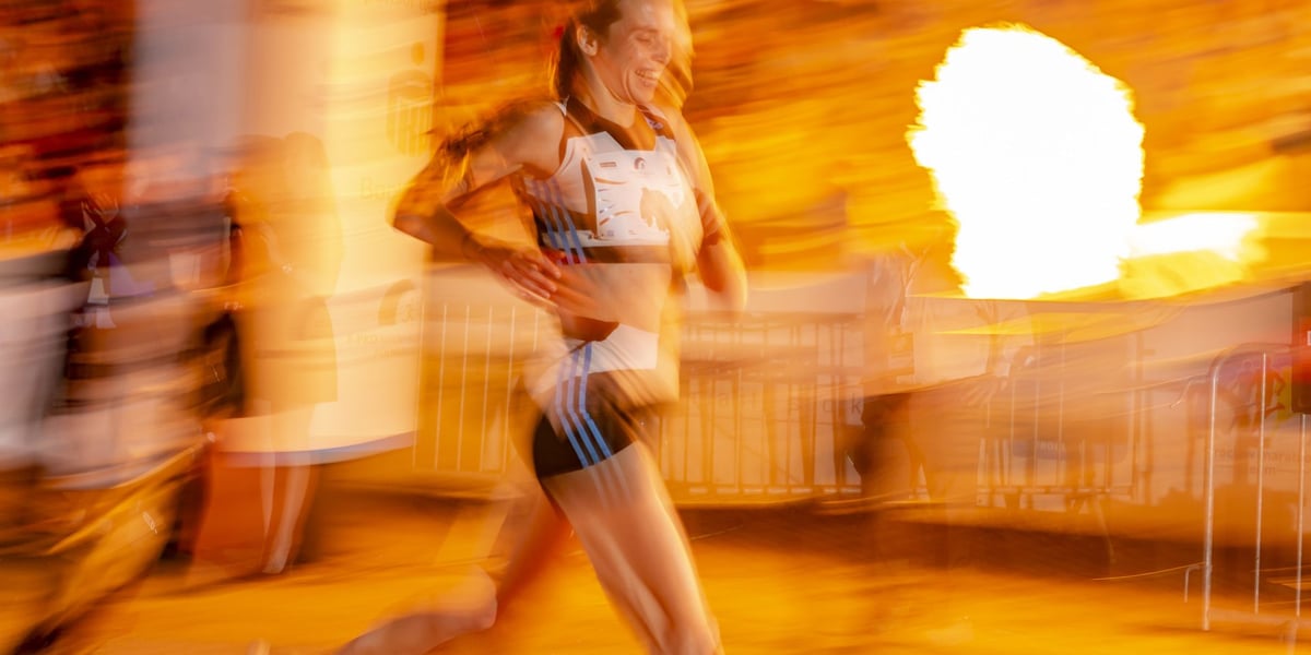 Kobieta na trasie 8. Nocnego Wrocław Półmaratonu