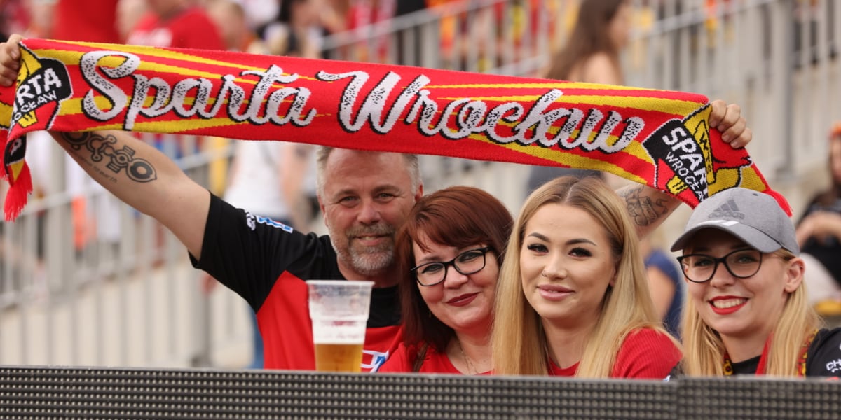 Kibice na żużlu BETARD Sparta Wrocław – ZOOleszcz GKM Grudziądz
