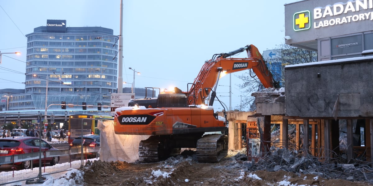 Rozbiórka esplanady na placu Grunwaldzkim
