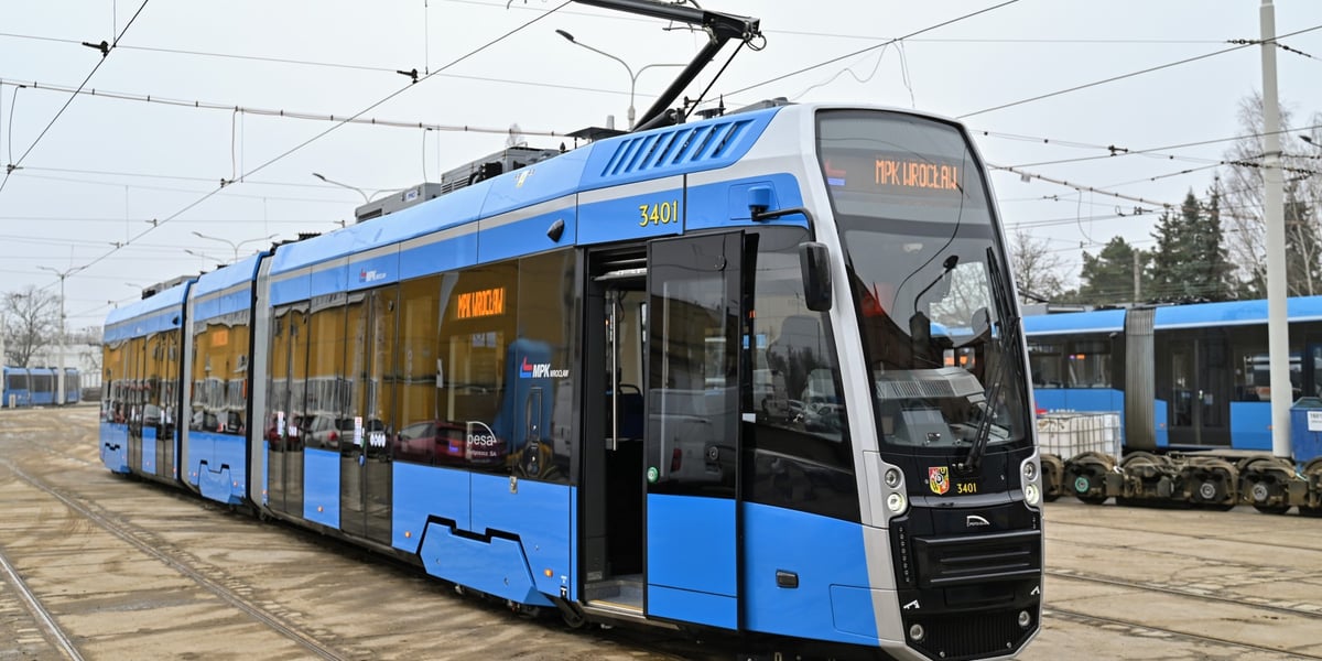 Pesa 146N na zajezdni Borek 