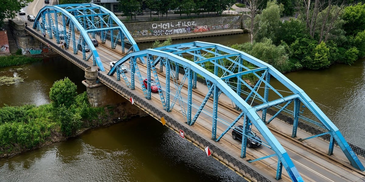 Most Sikorskiego widziany z góry - czerwiec 2025 roku