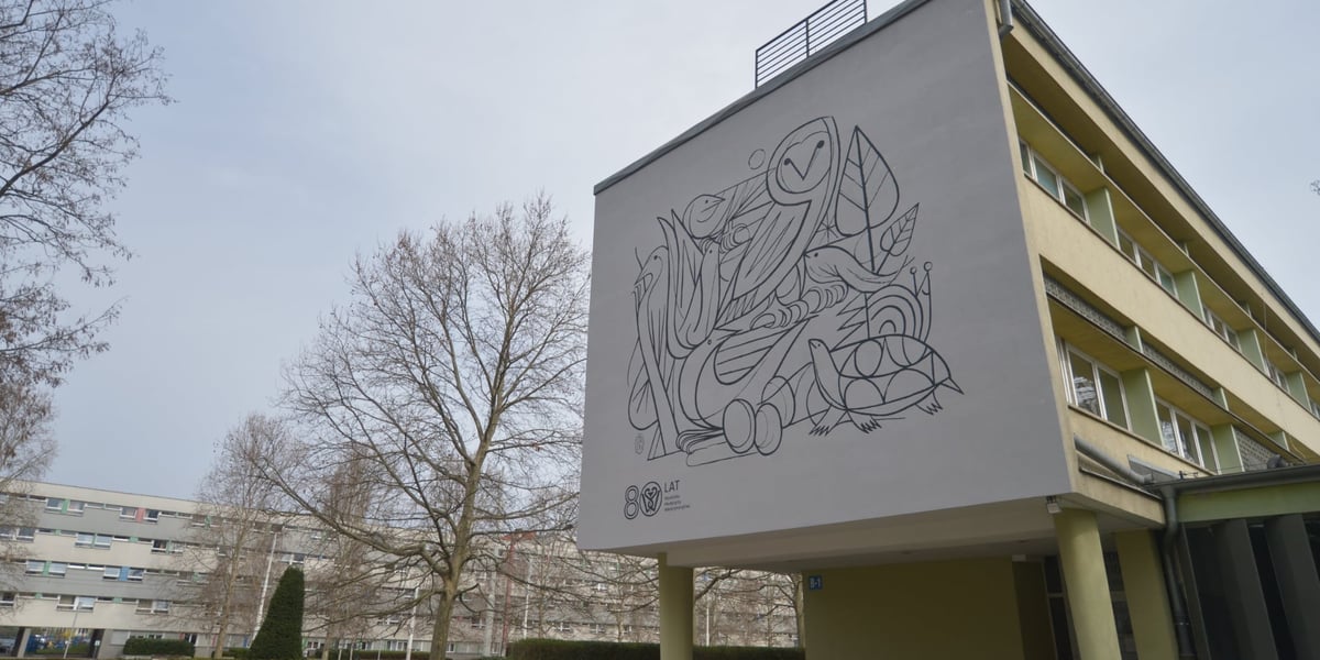 Nowy mural Oteckiego na budynku Katedry Epizootiologii z Kliniką Ptaków i Zwierząt Egzotycznych Uniwersytetu Przyrodniczego we Wrocławiu