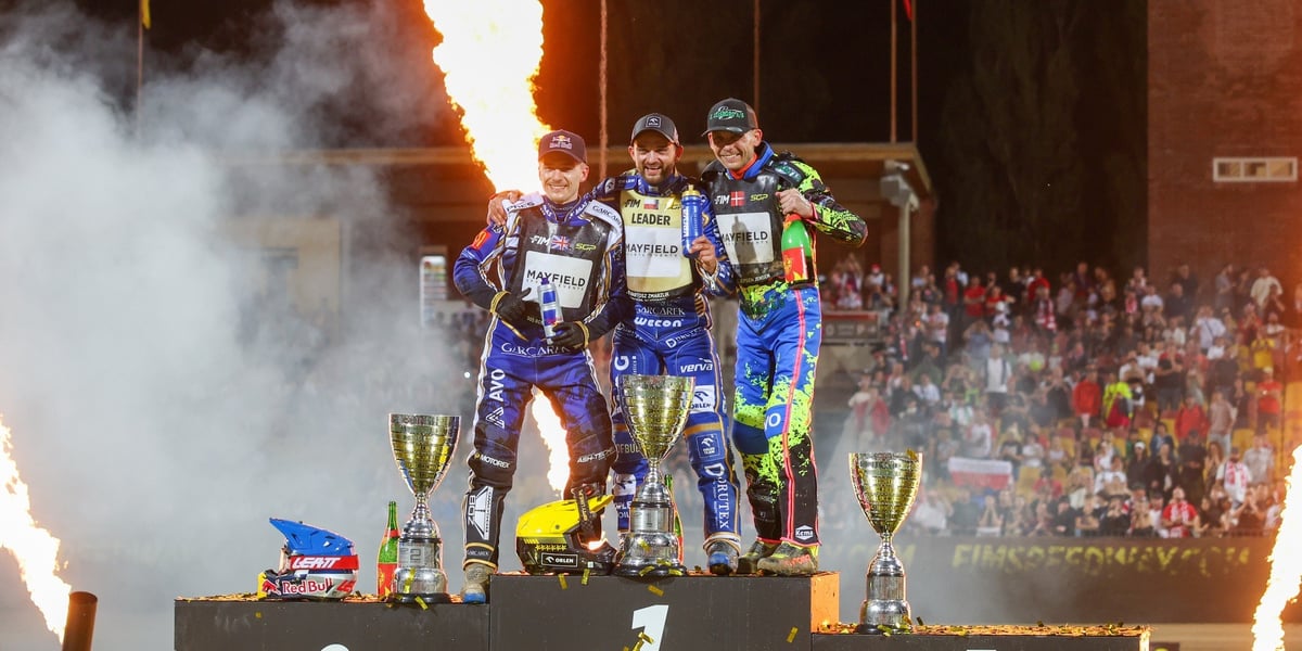 Żużlowe Grand Prix of Poland we Wrocławiu - 20 czerwca 2026 r., Stadion Olimpijski. Na podium szczęśliwy zwycięzca Bartosz Zmarzlik oraz Roberta Lamerta i Michael Jepsen Jensen.