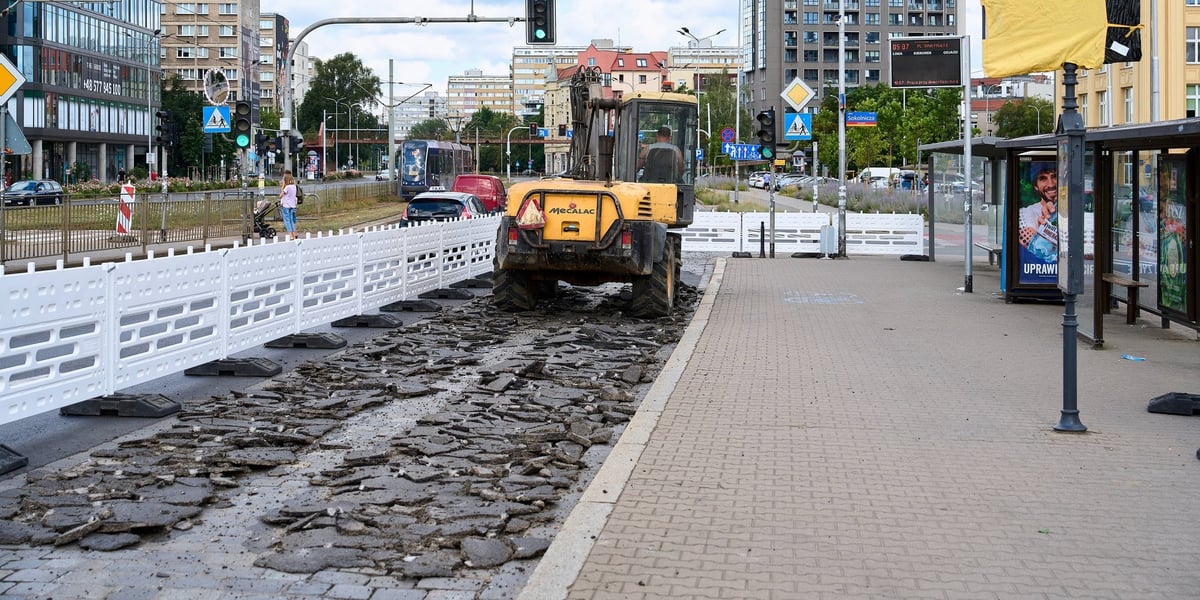 Remont zatoki autobusowej na przystanku „Jana Pawła II”