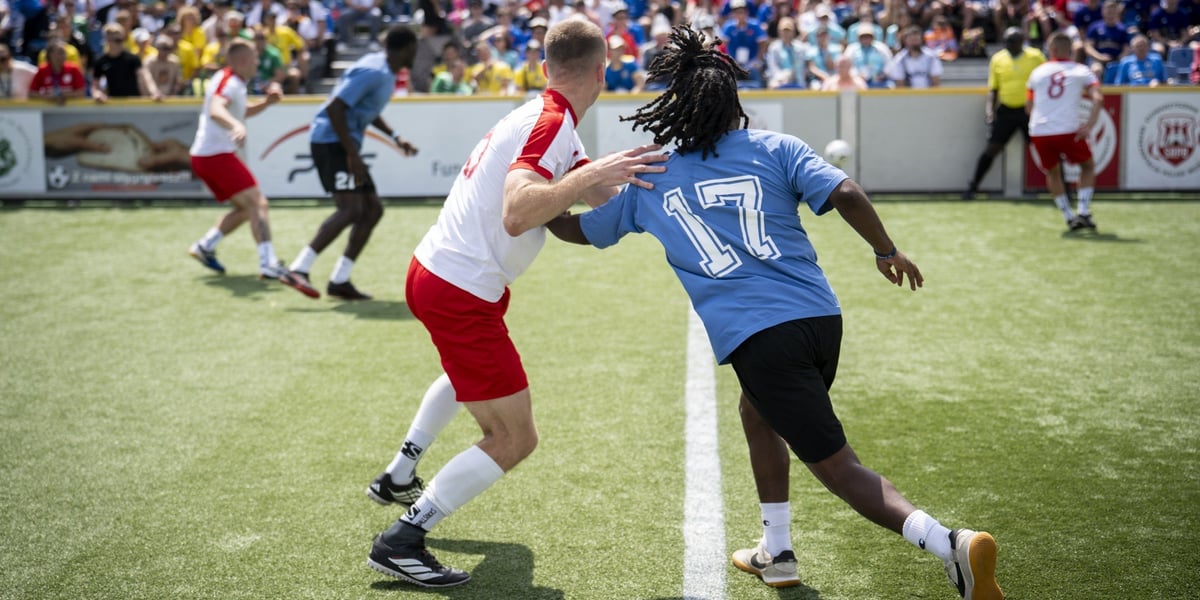 Zawodnicy z Polski i USA w pierwszym meczu Wrocław Cup 2026 na Placu Wolności, 17 lipca 2026