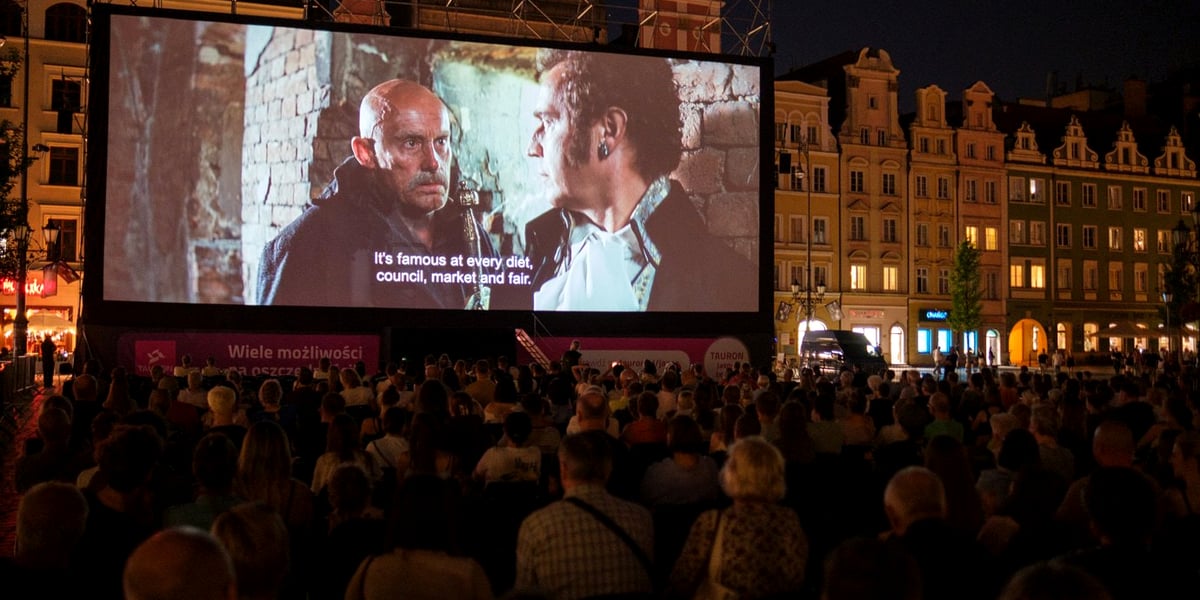 Pokaz filmu „Pan Tadeusz” w Rynku