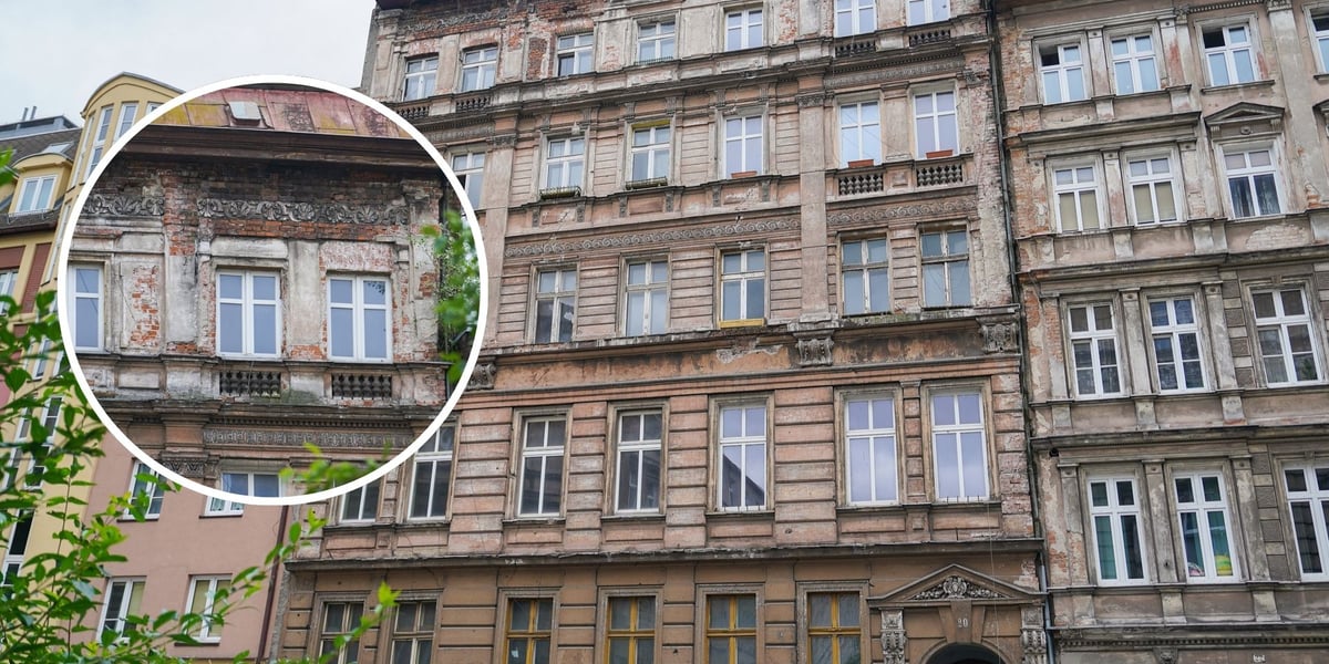 Fasada kamienicy przy ul. Pobożnego 20 - stan obecny przed remontem, w okrągłym kadrze z lewej - zbliżenie na dekoracyjne fryzy i na kondygnacji pod dachem.