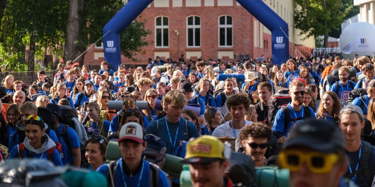 Uczestnicy AutoStopRace 2026. Star wyścigu. Wrocław, 19.09.2026