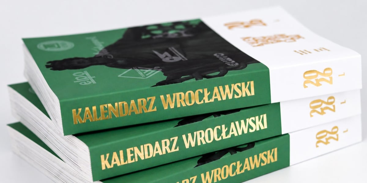 „Kalendarze Wrocławskie” leżące jeden na drugim 